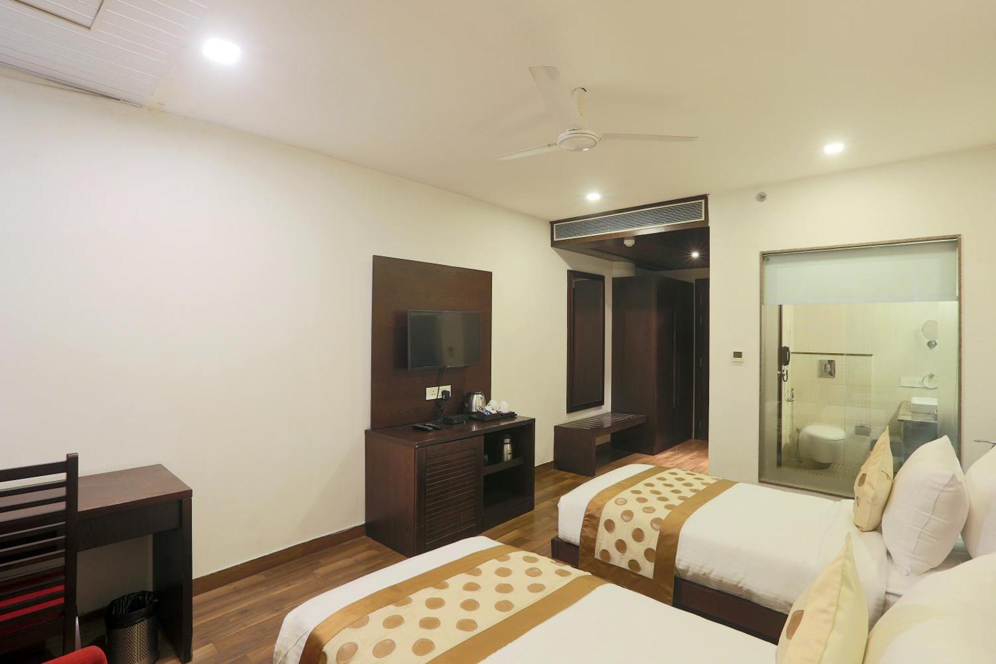 Vesta Grand Central Udaipur Extérieur photo
