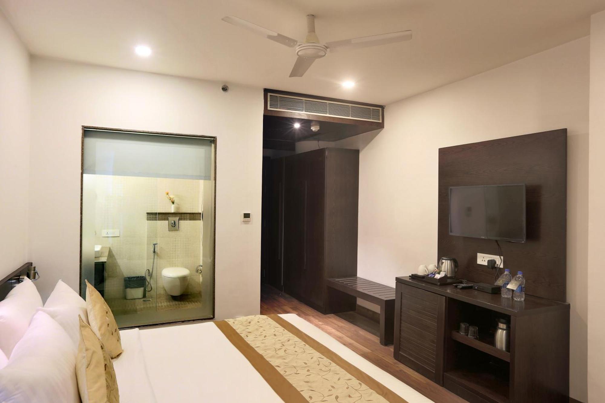 Vesta Grand Central Udaipur Extérieur photo