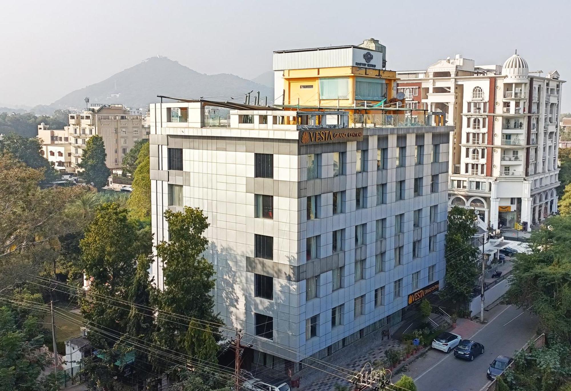 Vesta Grand Central Udaipur Extérieur photo